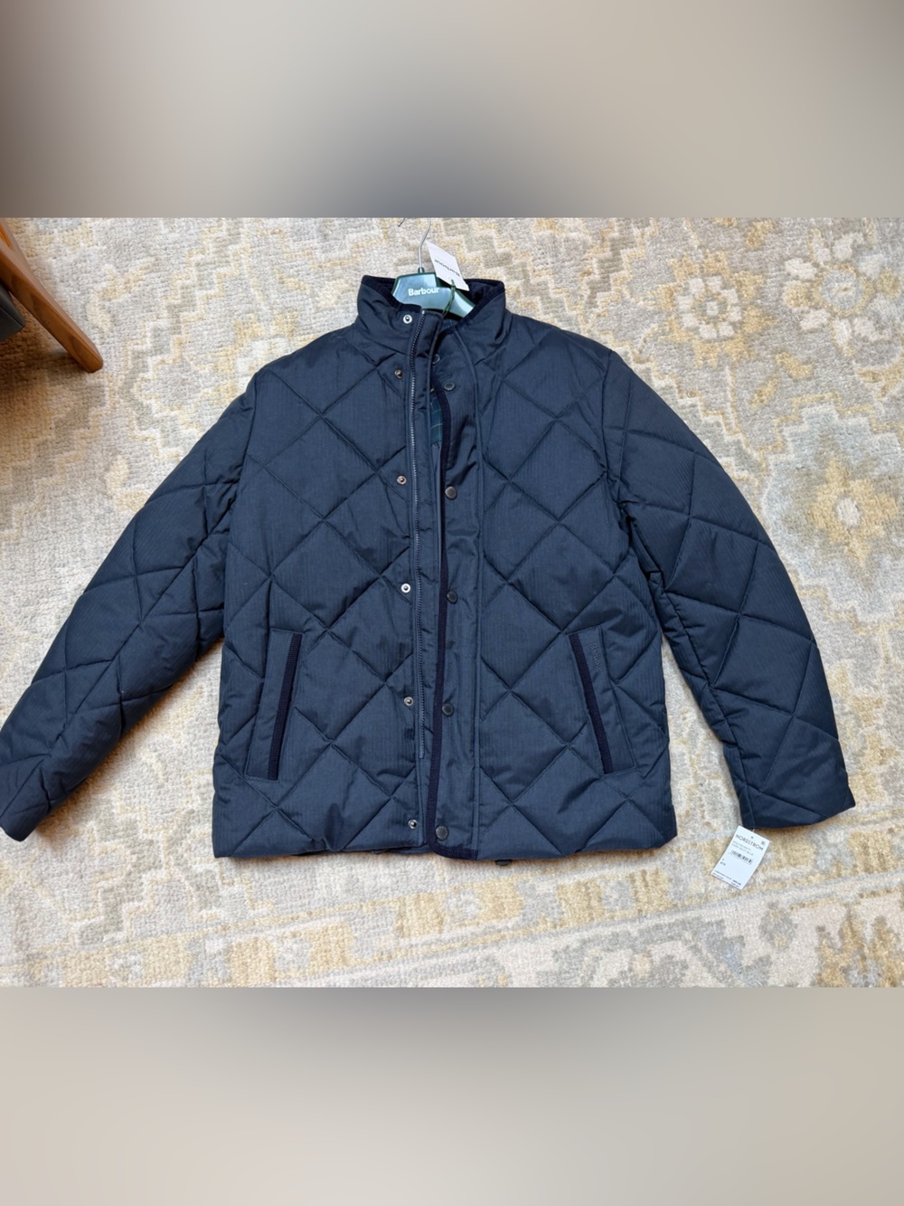 Barbour Men's Quilted Diamond Puffer Jacket - Navy size large